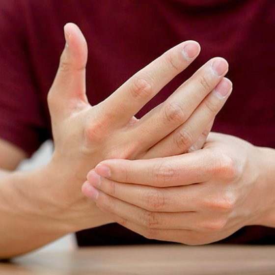 hand surgery carpal tunnel syndrome amaryllis clinic plastic surgery abu dhabi